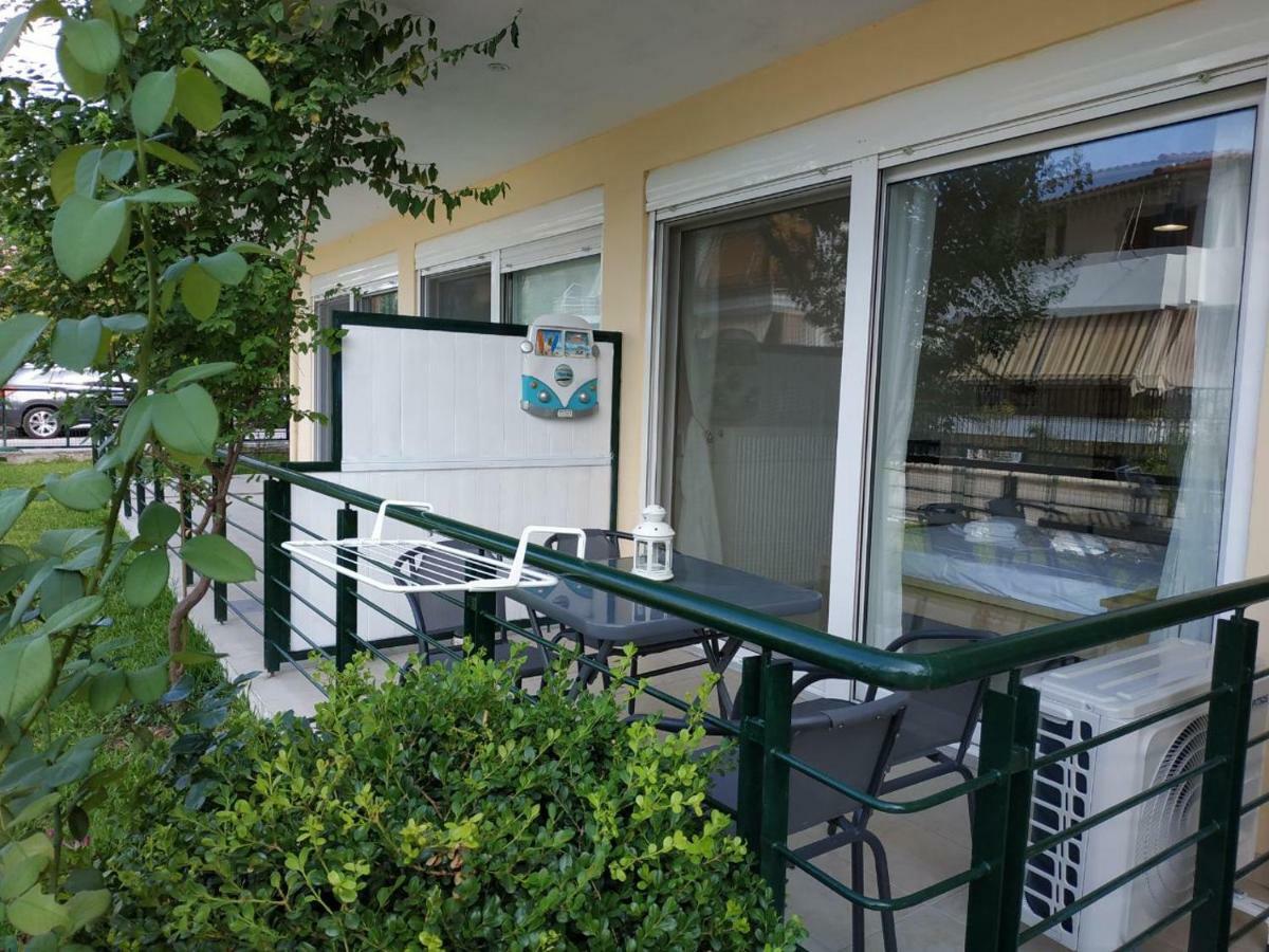 Ourania'S Apartments Kamena Vourla Exterior photo